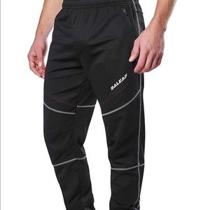 NWOT weatherproof cycling pants